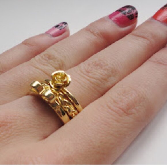 Jewelmint Forget Me knot Ring Trio - Picture 3 of 4